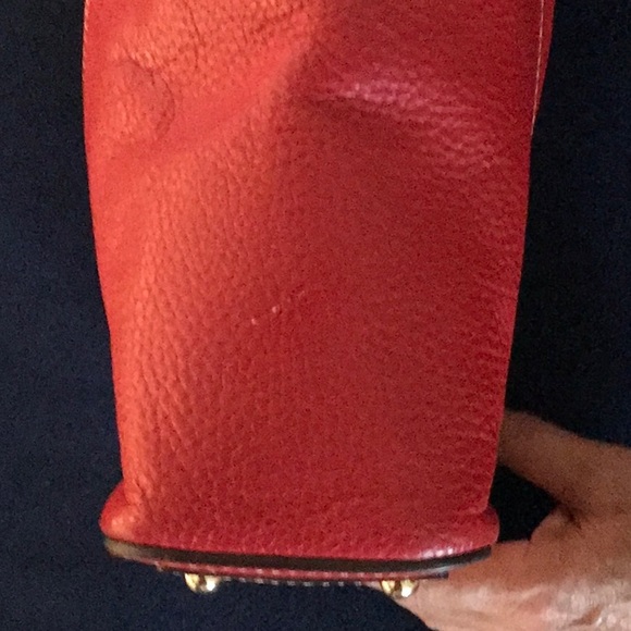 Stunning Dooney and Burke red tote handbag - Picture 7 of 16